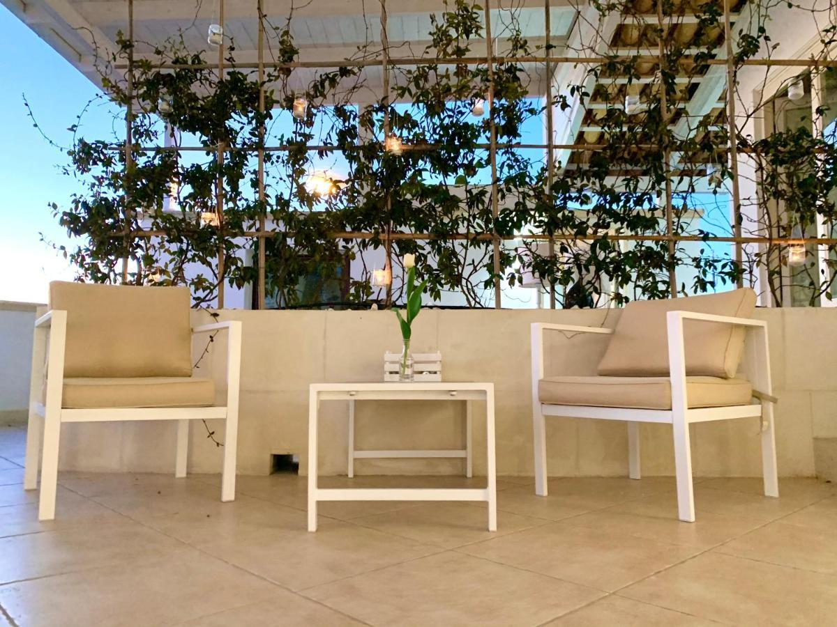 Sea Suites أُجينتو المظهر الخارجي الصورة