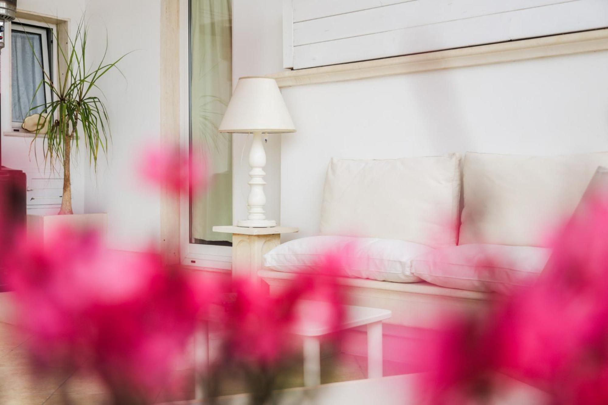 Sea Suites أُجينتو المظهر الخارجي الصورة