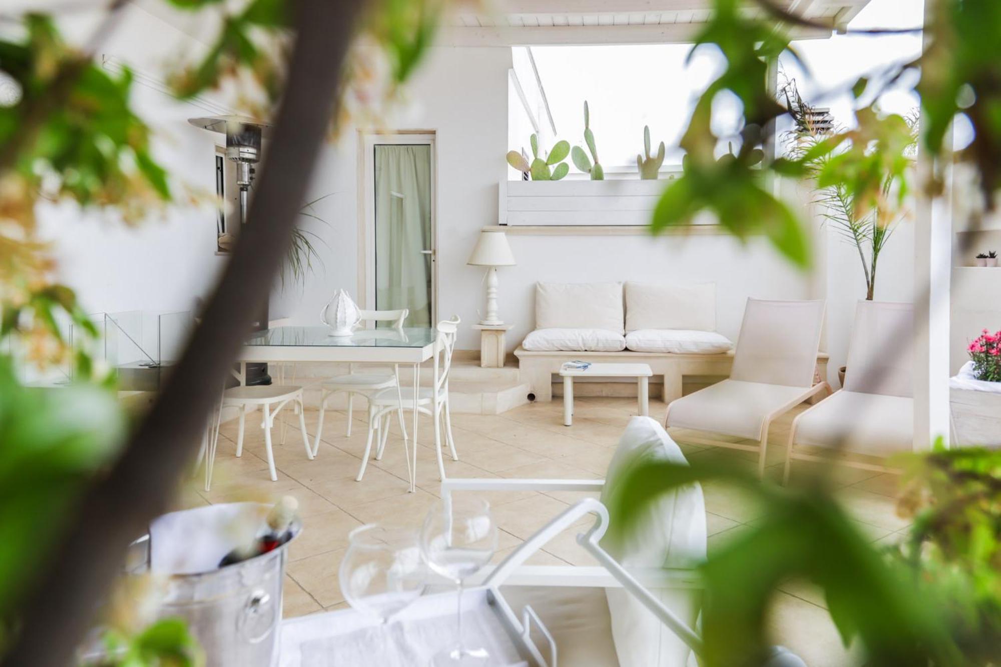 Sea Suites أُجينتو المظهر الخارجي الصورة